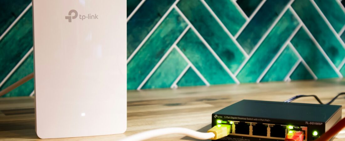 How to Tell If Someone Else Is on Your Wi-Fi (the Five-Minute Router Check)
